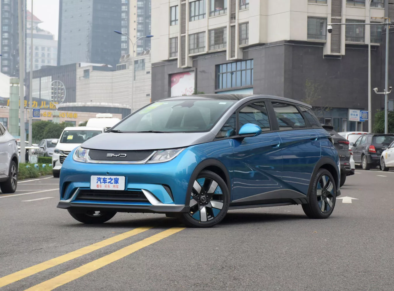 BYD-Dolphin-grey-blue-color