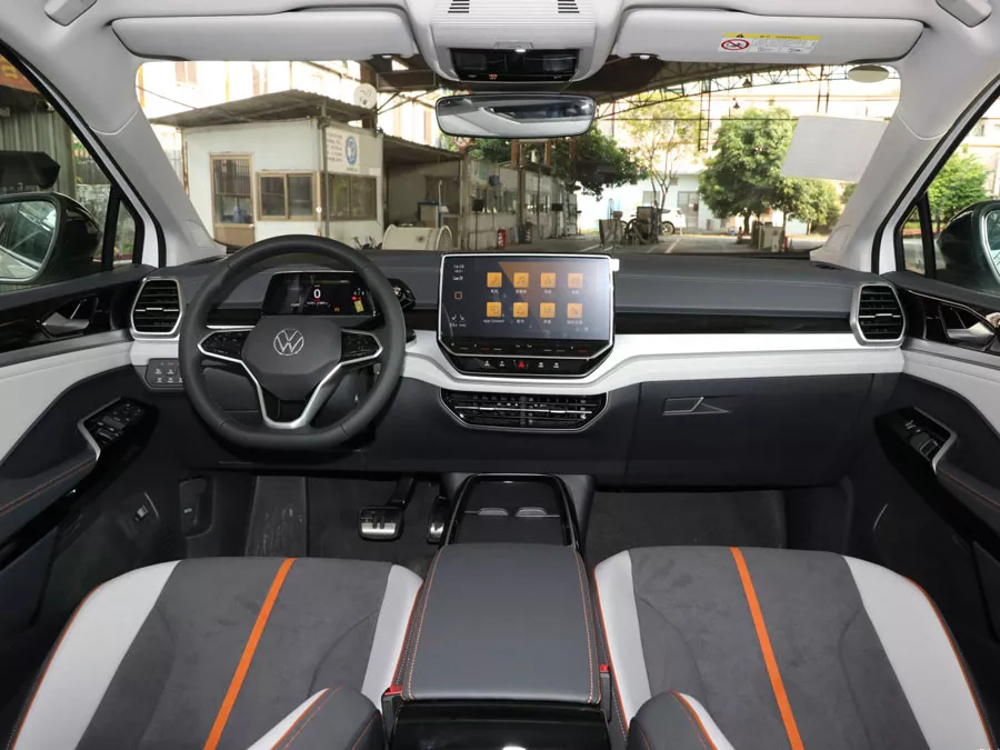 Volkswagen id6 Crozz Grey Orange Interior