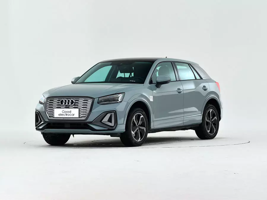 Audi Q2L e-tron kupit