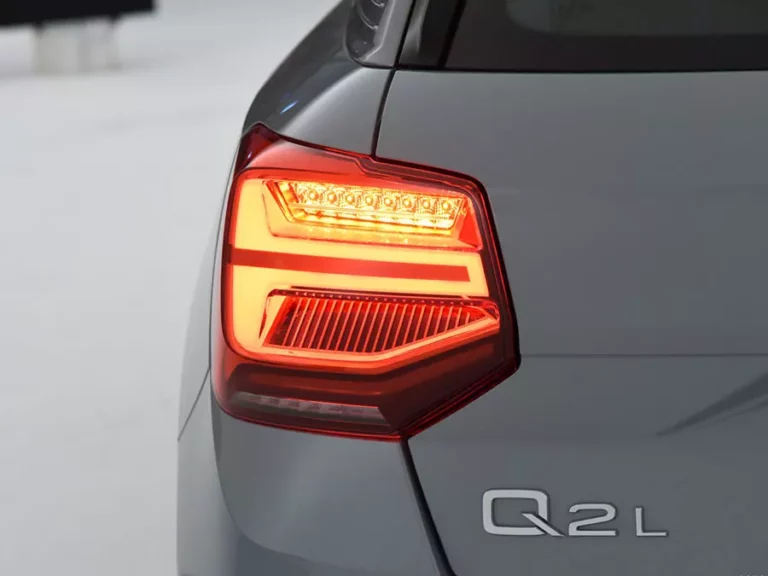 Audi Q2L e-tron 17