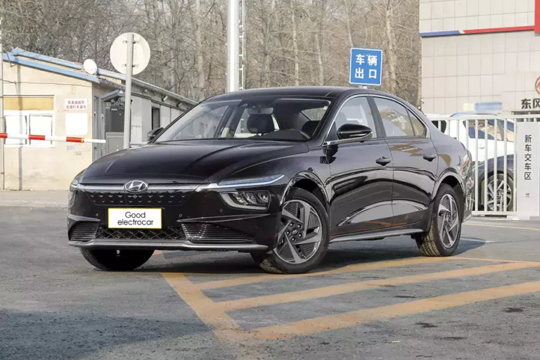 Hyundai Mistra Pure Electric kupit v Rossii