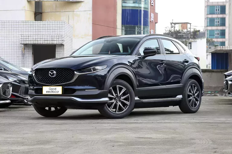 Mazda CX-30 EV kupit v Rossii