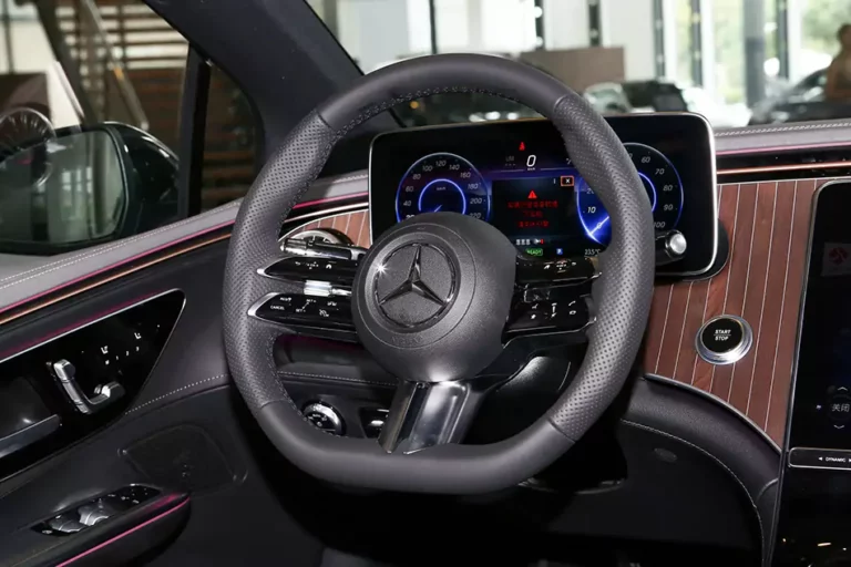 Mercedes EQE 5